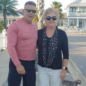 Meet your Posher, Renee